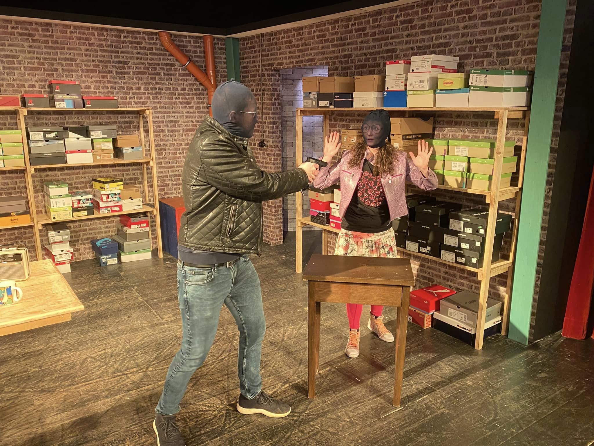 030